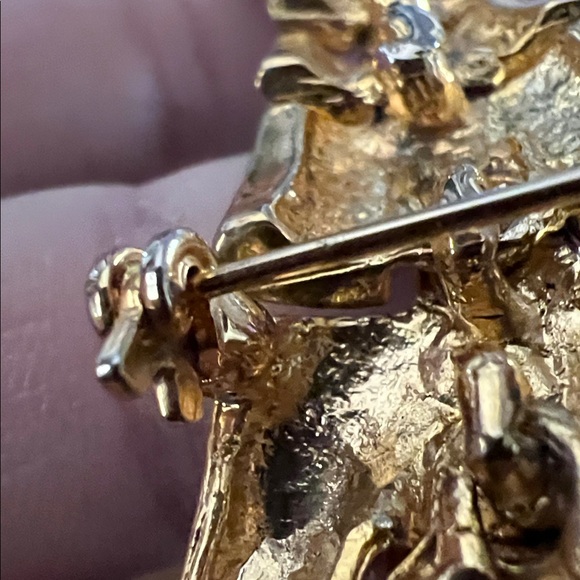 VTG- 1980’s Estate Articulated Panther shoulder brooch - Picture 9 of 9